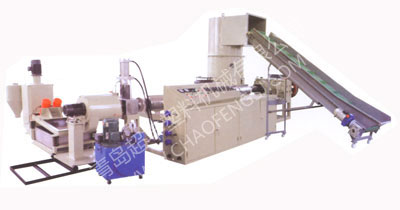 PET水洗瓶片回收機組【介紹】【參數(shù)】 PET水洗瓶片回收機組【介紹】【參數(shù)】